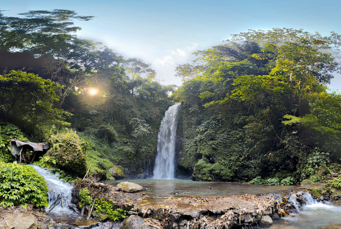 Pesona Air Terjun Kedungsari
